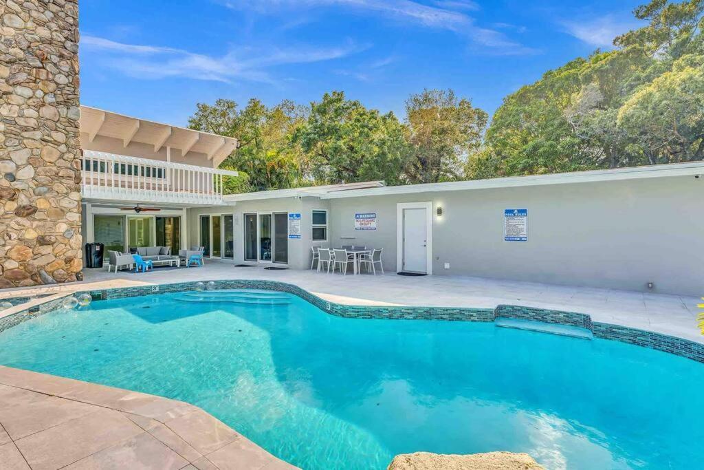Rare Hidden Getaway Heated Pool 1.5 Acres! Sleeps 16 Villa Fort Lauderdale Exterior foto